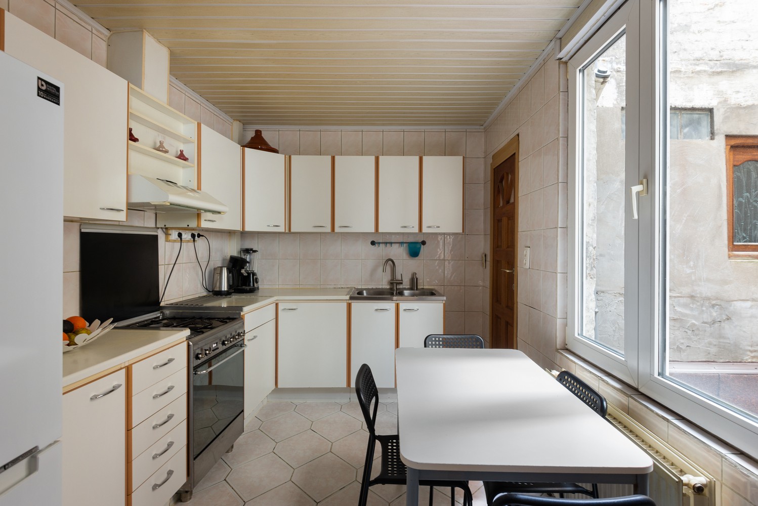 Ruime bel-étage met 5 slaapkamers & garage in Borgerhout! afbeelding 12
