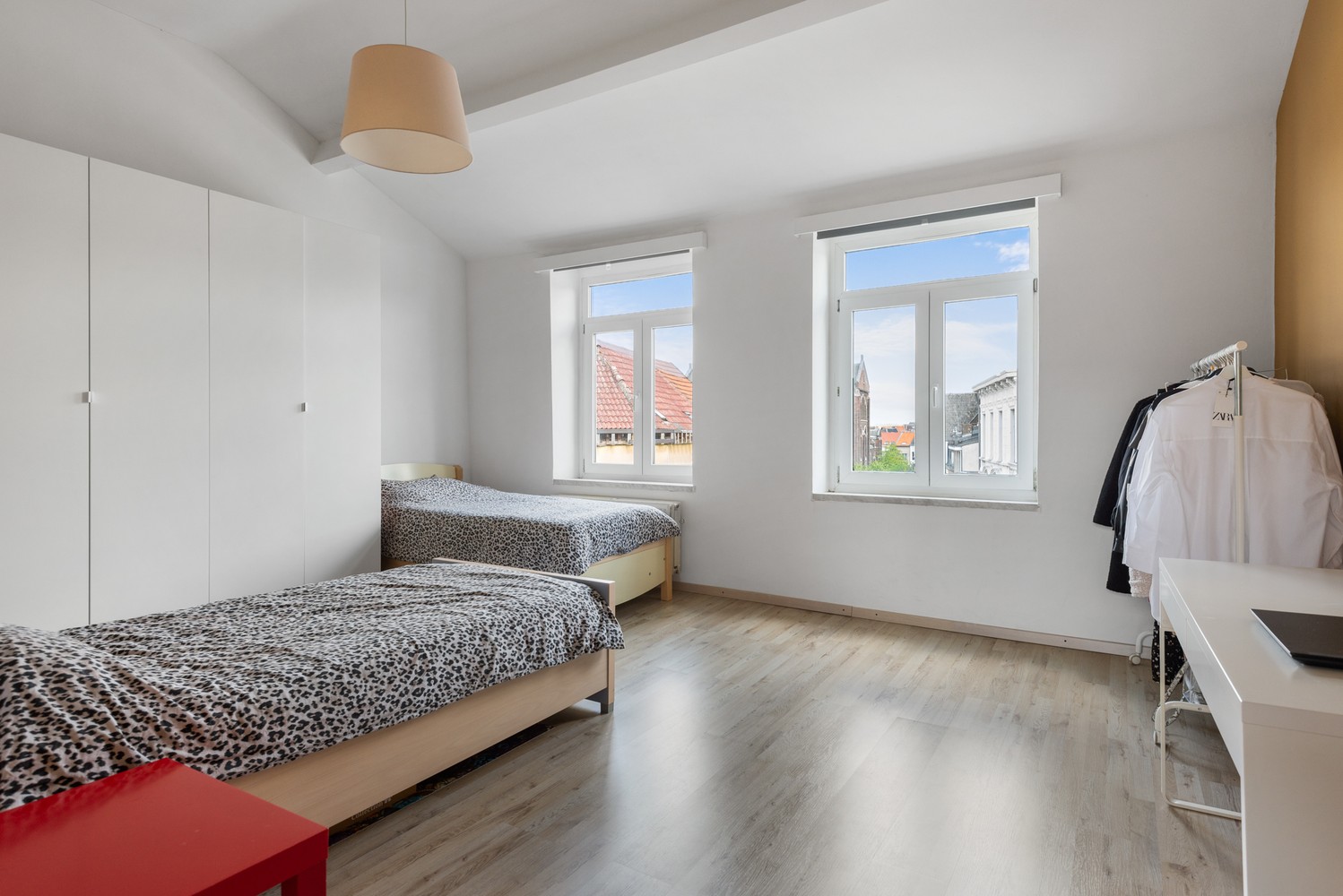 Ruime bel-étage met 5 slaapkamers & garage in Borgerhout! afbeelding 19