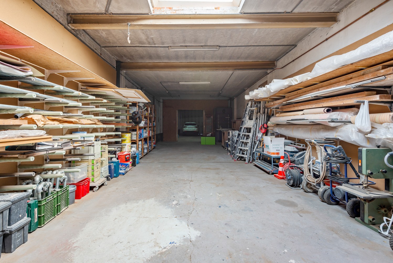 Ruime woning met 4 SLK, terras, garage en ruim atelier (104m²) in Antwerpen. afbeelding 24
