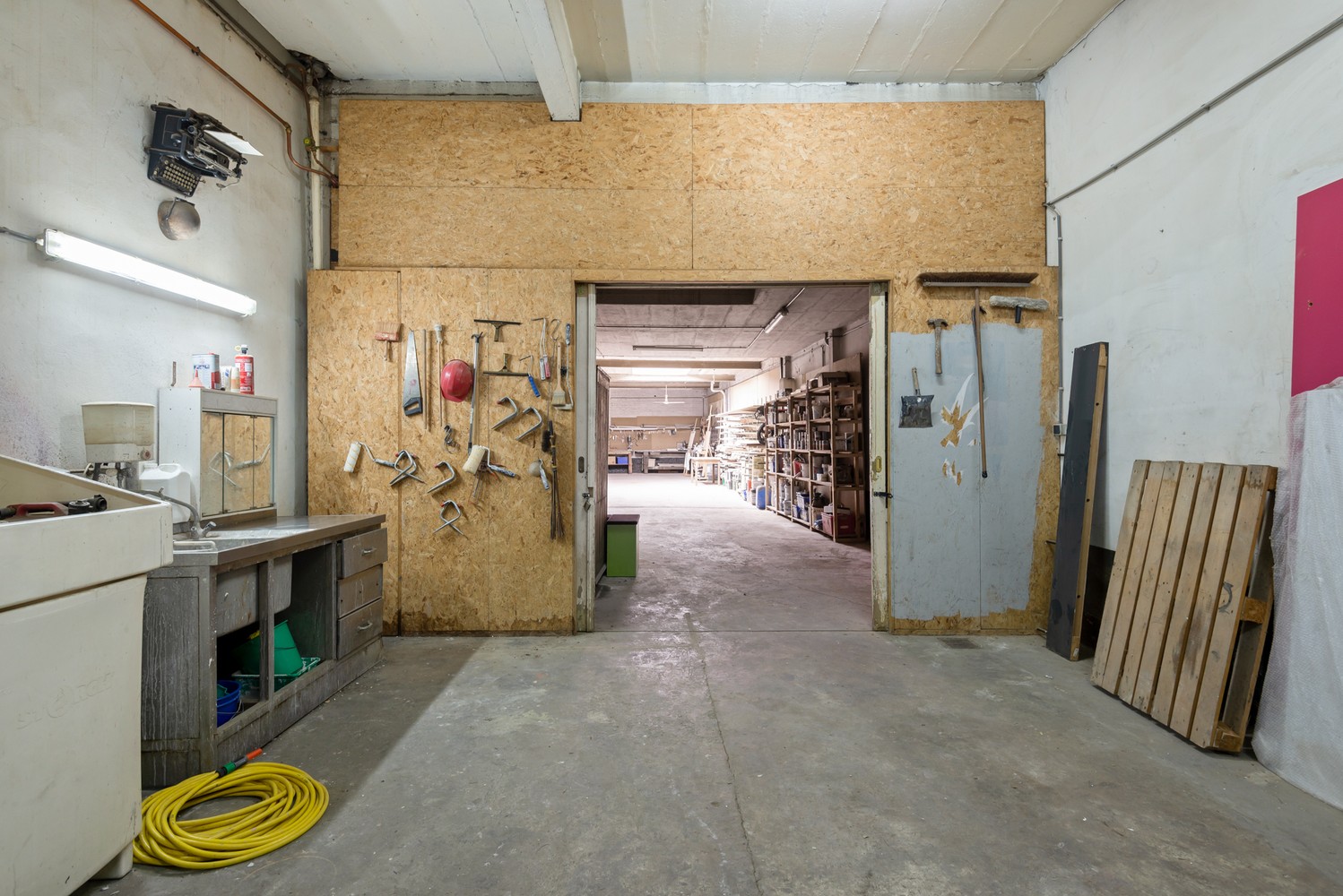 Ruime woning met 4 SLK, terras en ruim atelier (104m²) in Antwerpen. afbeelding 22