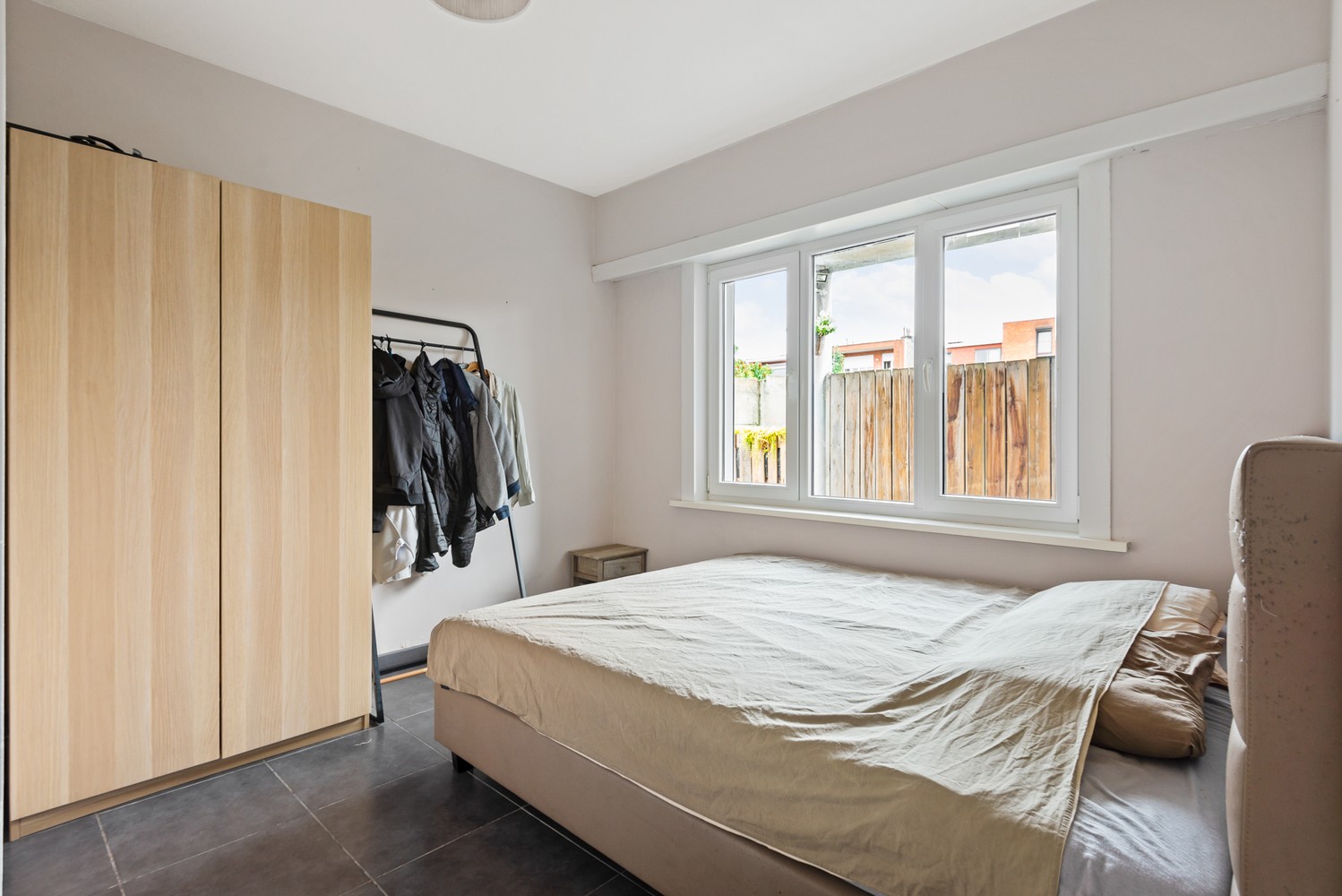 Modern 1 slaapkamer appartement met Z-terras & autostaanplaats in Wijnegem! afbeelding 9