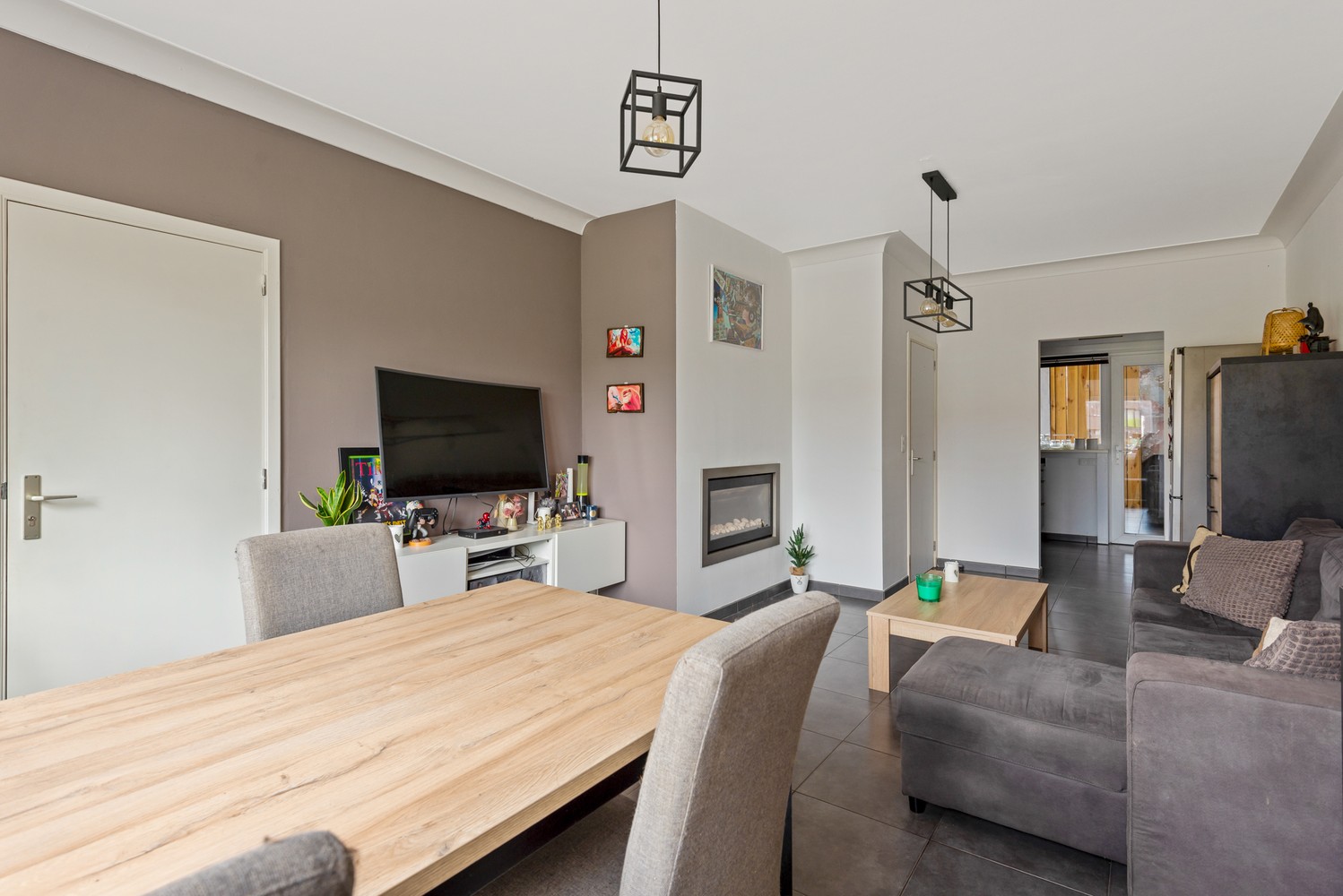 Modern 1 slaapkamer appartement met Z-terras & autostaanplaats in Wijnegem! afbeelding 5