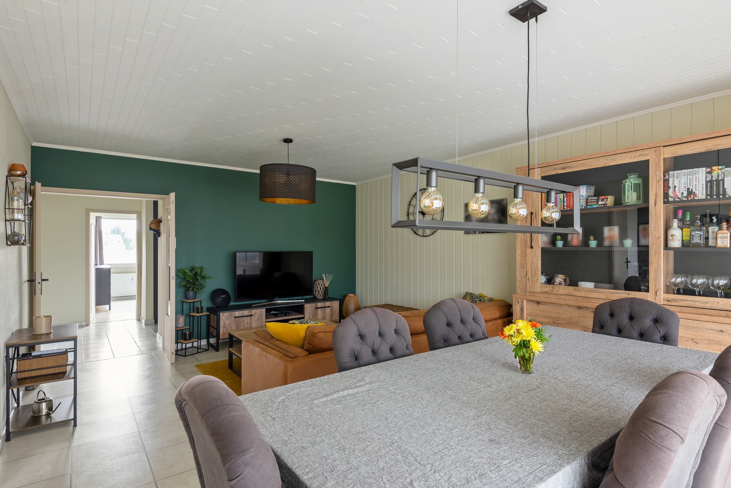 Tof, gerenoveerd appartement met 2 slaapkamers en terras in Boechout! afbeelding 4