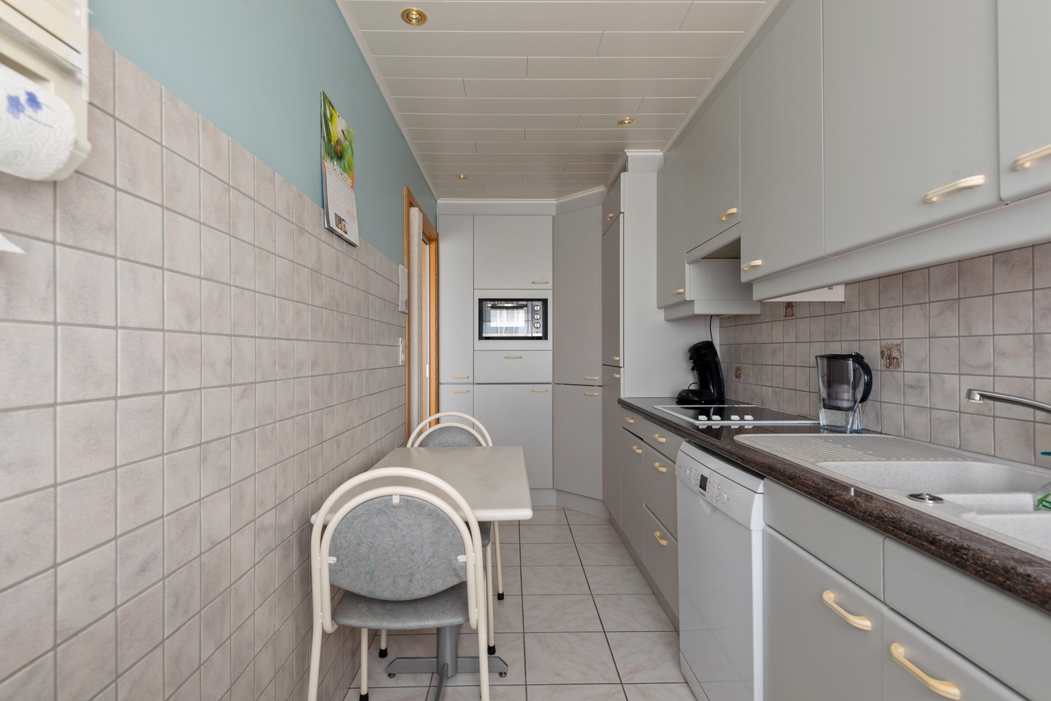 Ruim, perfect onderhouden appartement met 2 slaapkamers & terras in Deurne! afbeelding 8