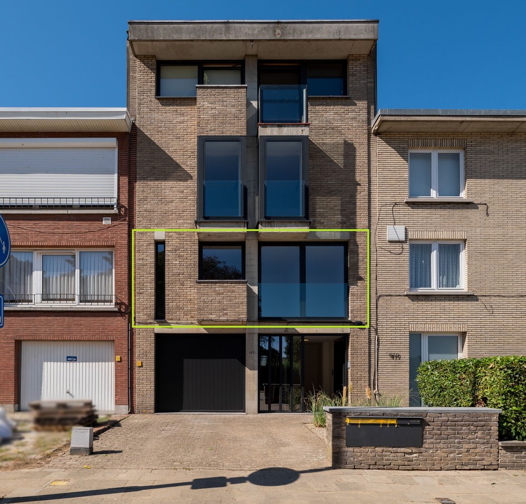 Hoogwaardig vernieuwd appartement met twee slaapkamers en tuin in Deurne! afbeelding 1