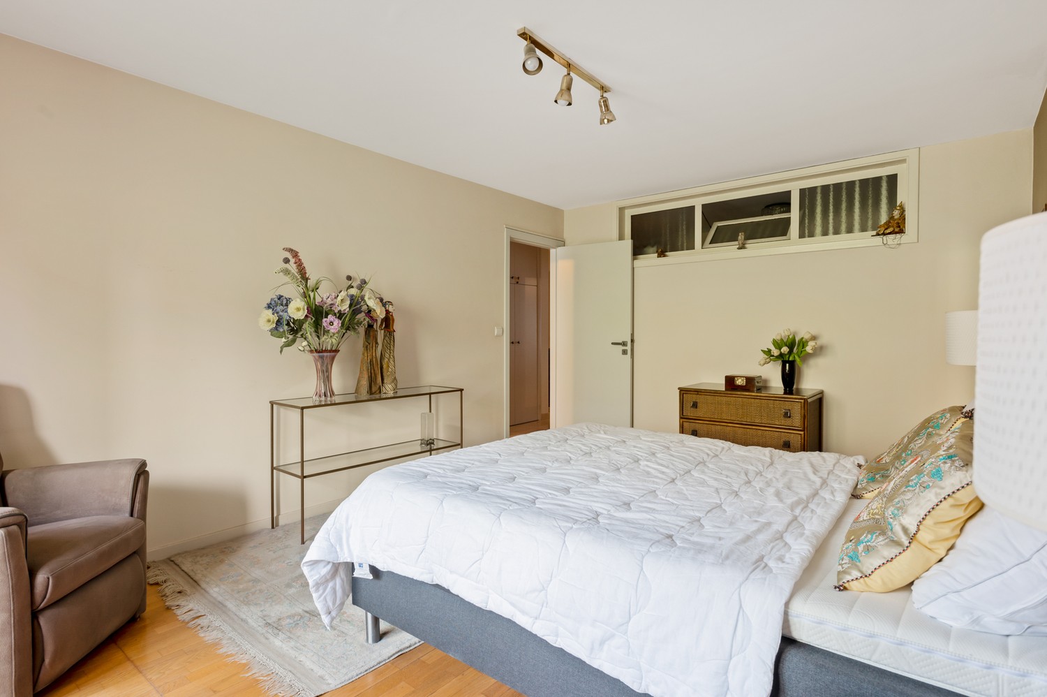 Ruim appartement met twee slaapkamers op ideale locatie in Deurne! afbeelding 14
