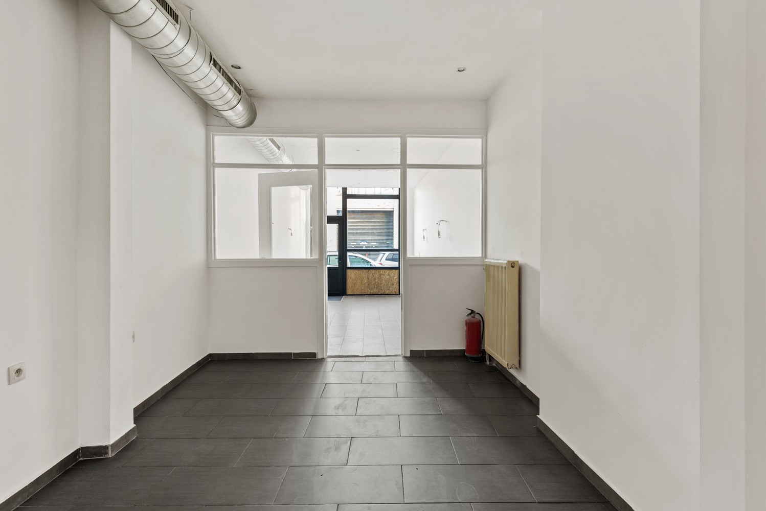 Commercieel gelijkvloers (117 m²) op de grens van 2018 Antwerpen en Borgerhout. afbeelding 20