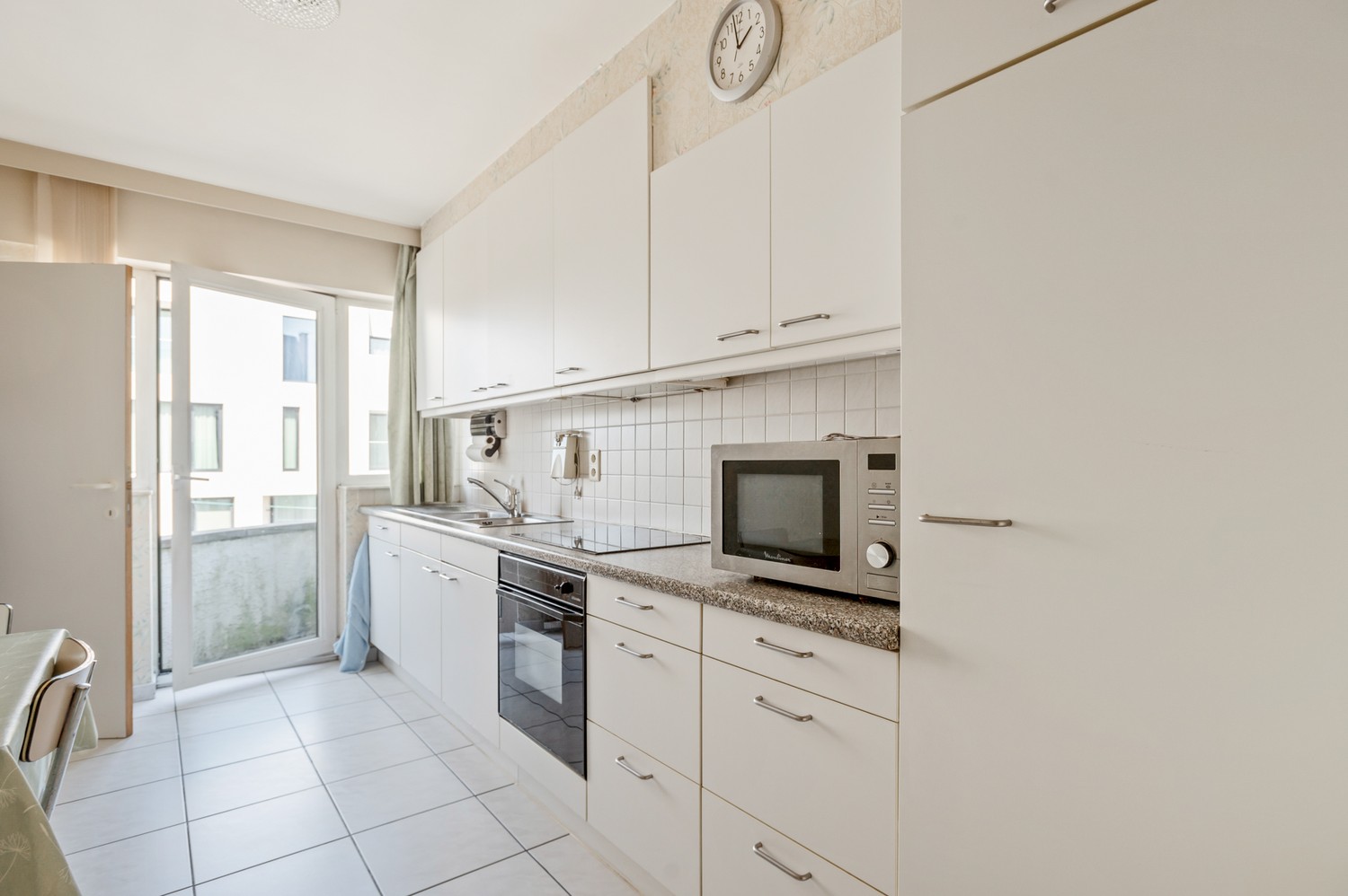 Mooi appartement met twee ruime slaapkamers en twee garageboxen in Wijnegem! afbeelding 8