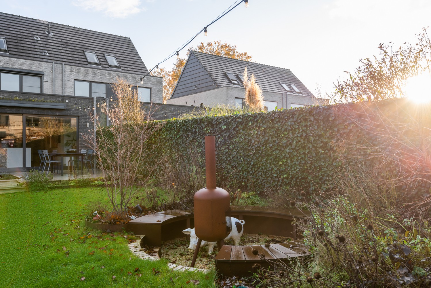 Ruime moderne woning met rustgevende tuin en aangelegde zwemvijver te Sint-job! afbeelding 31